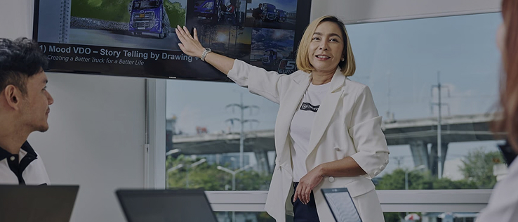 本社キャリア採用者の業務内容を紹介するイメージ写